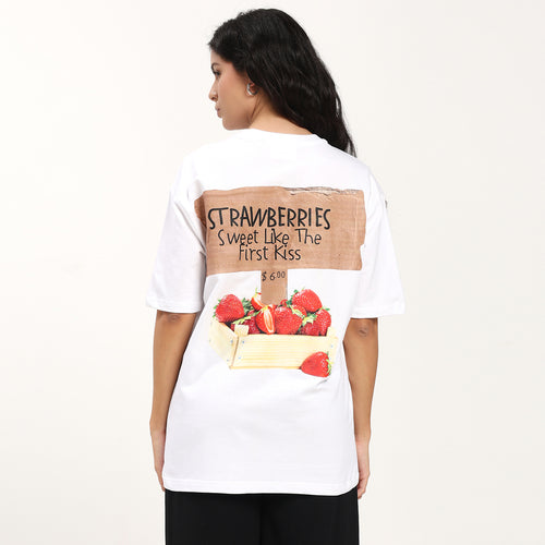 Sweet Strawberries Oversize T Shirt